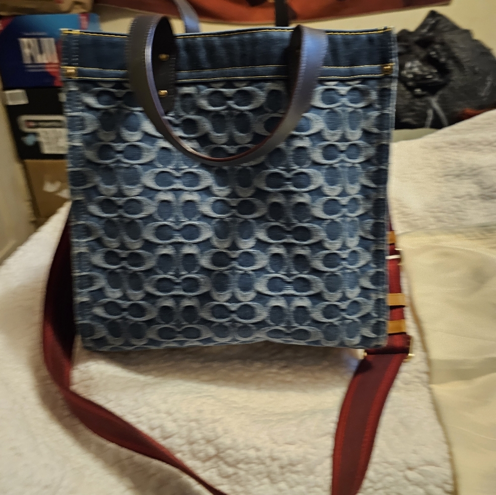 Coach Signature  Denim FieldTote